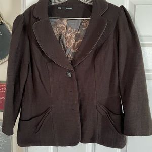 Super cute three-quarter sleeve jacket